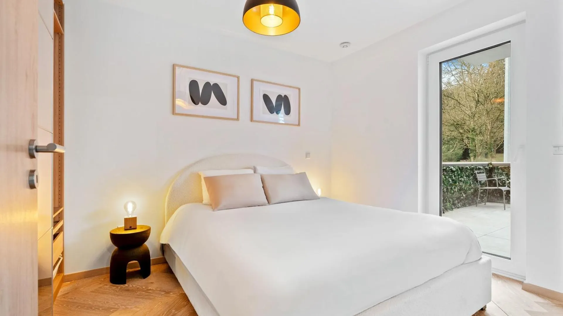 Elegant Comfort Modern Apartment In Limpertsberg Luxembourg